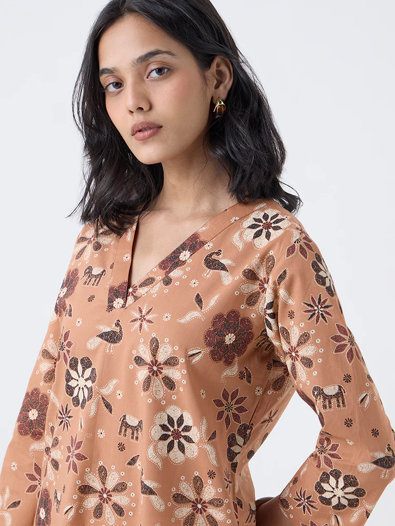 Utsa Peach Floral Pattern Straight Cotton Kurta - Image 3