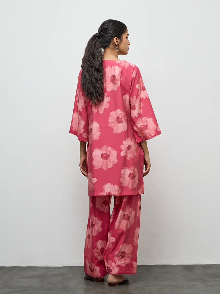 Utsa Pink Floral Pattern A-Line Kurta - Image 4