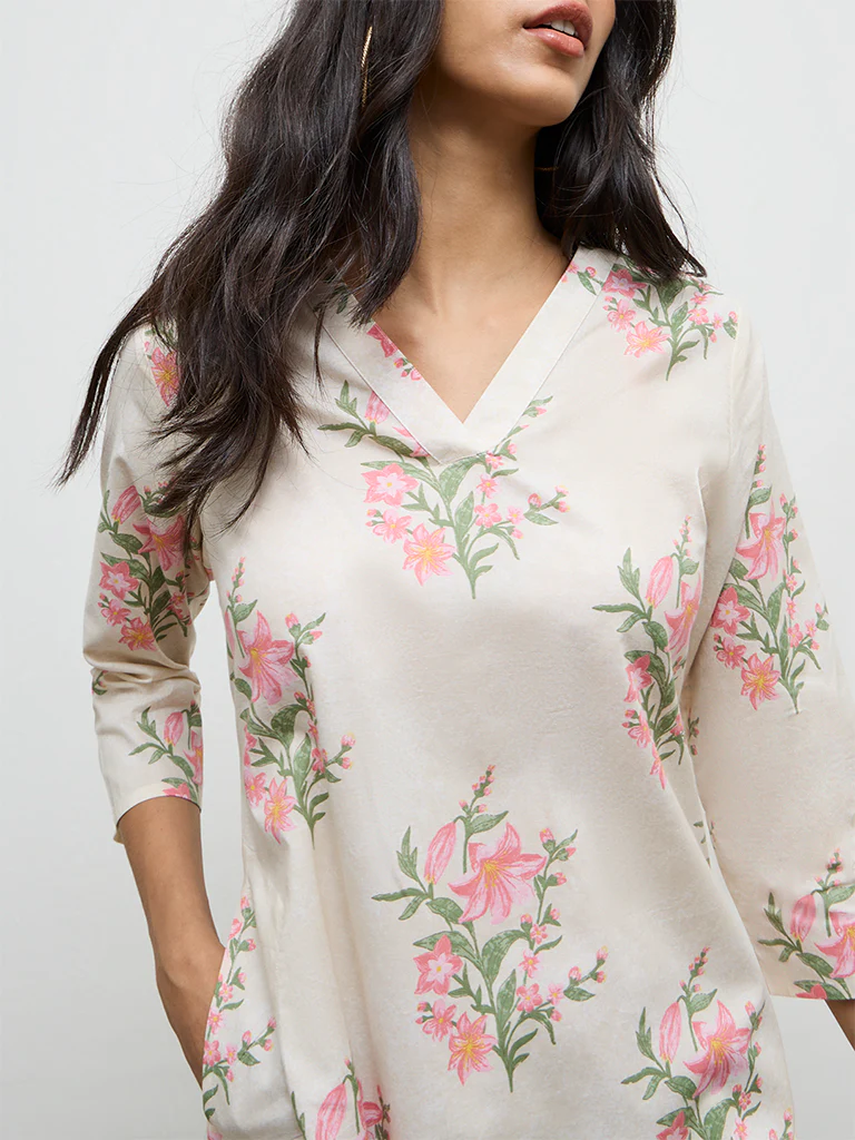 Utsa Pink Floral Printed Cotton Straight Kurta - Image 3