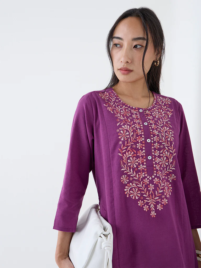 Utsa Plum Floral Embroidered Cotton-Blend A-Line Kurta - Image 3