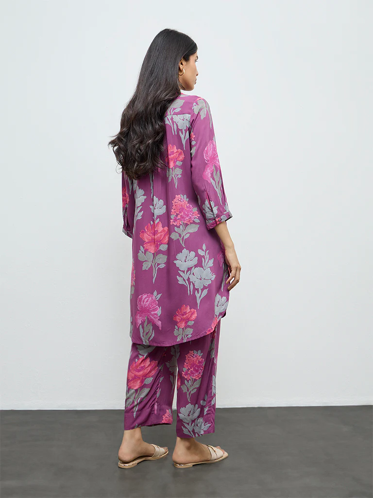 Utsa Purple Floral Straight Kurta - Image 4