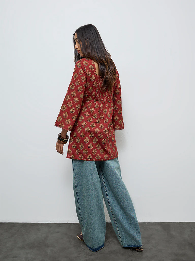 Utsa Red Floral Boota Design Cotton Tunic - Image 4