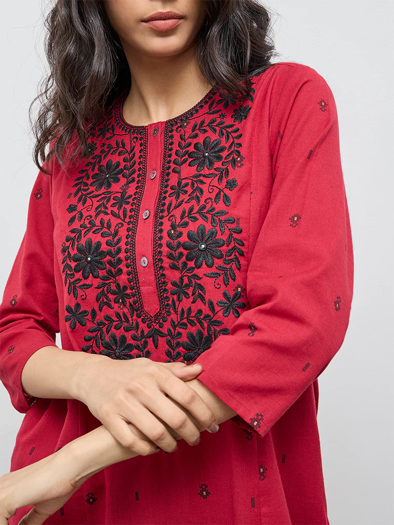 Utsa Red Floral Embroidered Cotton-Blend A-Line Kurta - Image 3