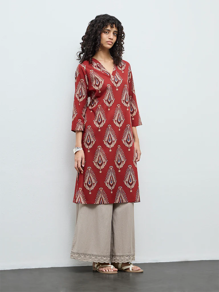 Utsa Red Printed Straight Cotton Kurta - Image 2