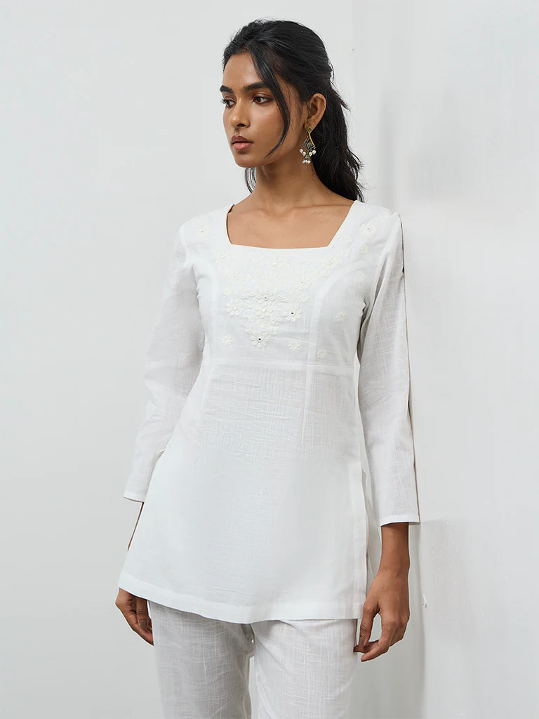 Utsa White Floral Embroidered Cotton Kurti