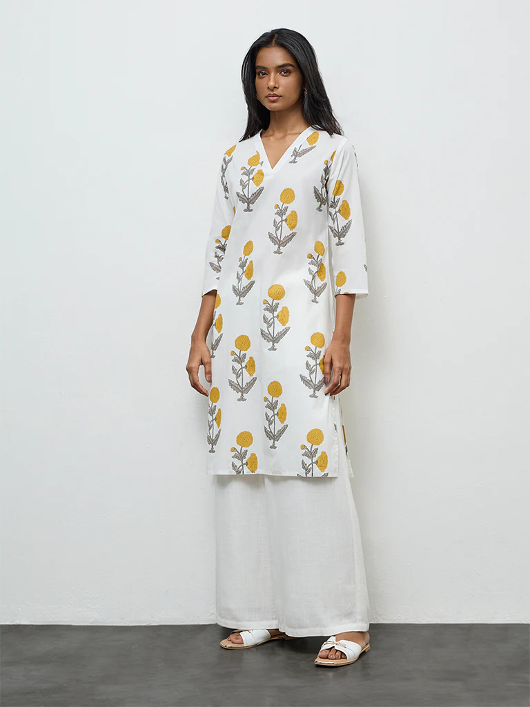 Utsa White Floral Pattern Cotton Straight Kurta