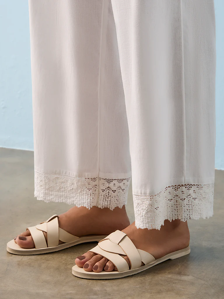 Utsa White Lace-Detailed Cotton-Blend Pants - Image 3