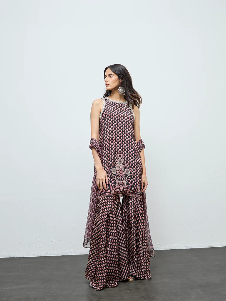Vark Black Floral Printed A-Line Ethnic Set