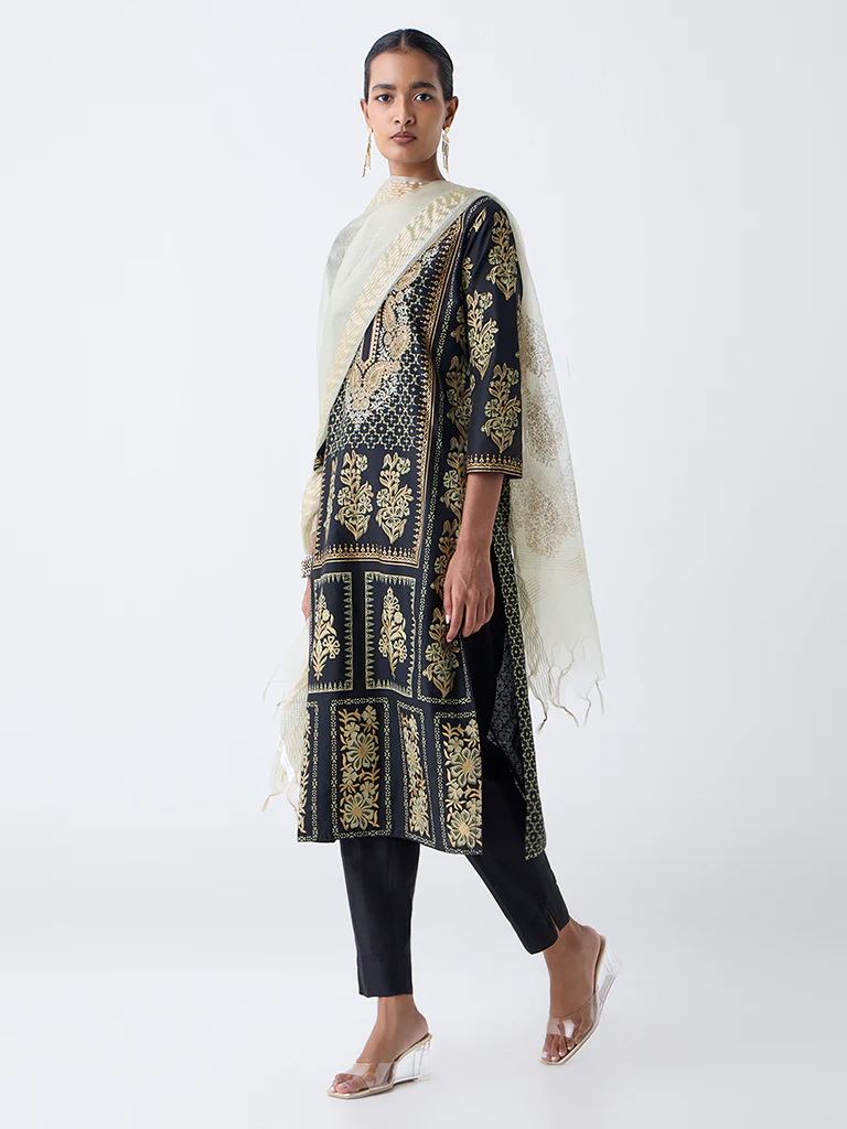 Vark Black Paisley Design Straight Ethnic Set - Image 2