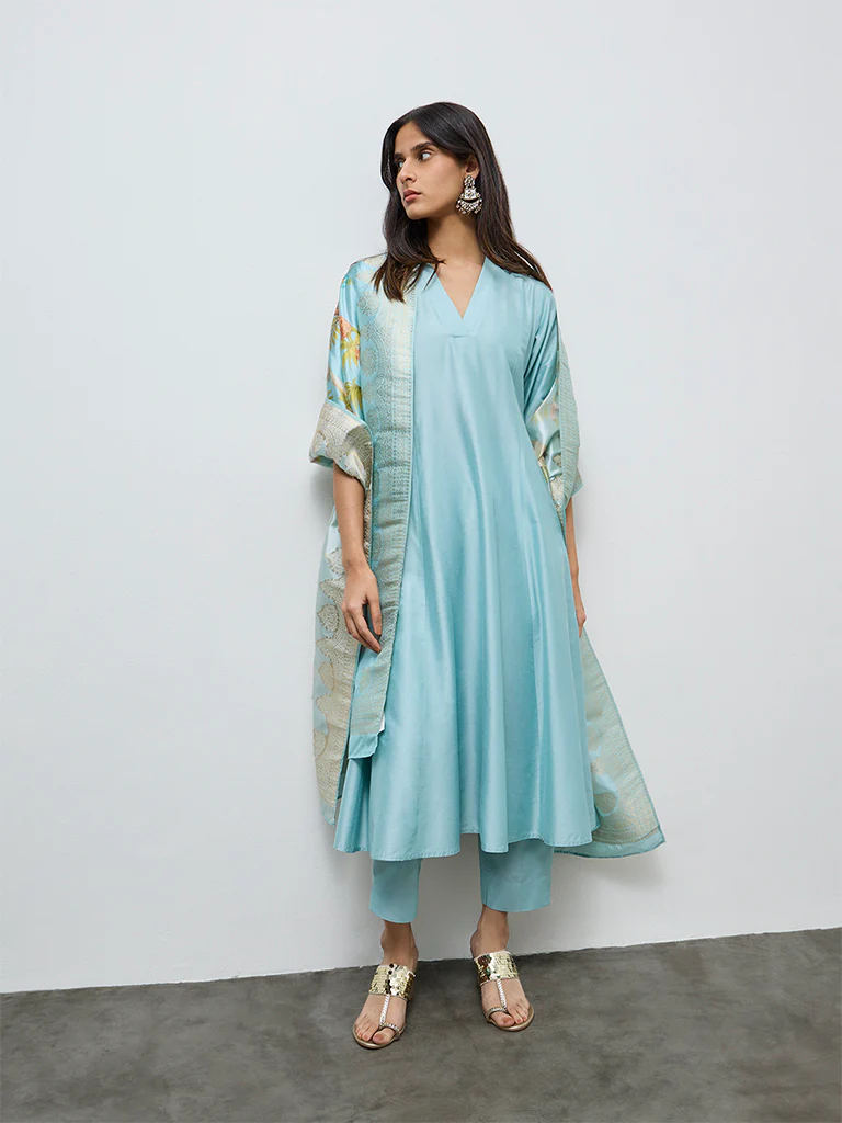 Vark Blue Solid Anarkali Ethnic Set