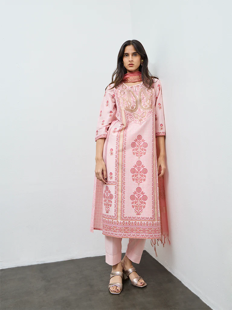 Vark Light Pink Floral Straight Ethnic Set