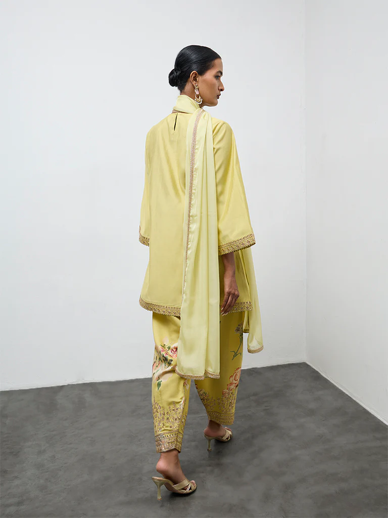 Vark Lime Embellished A-Line Kurta Ethnic Set - Image 4
