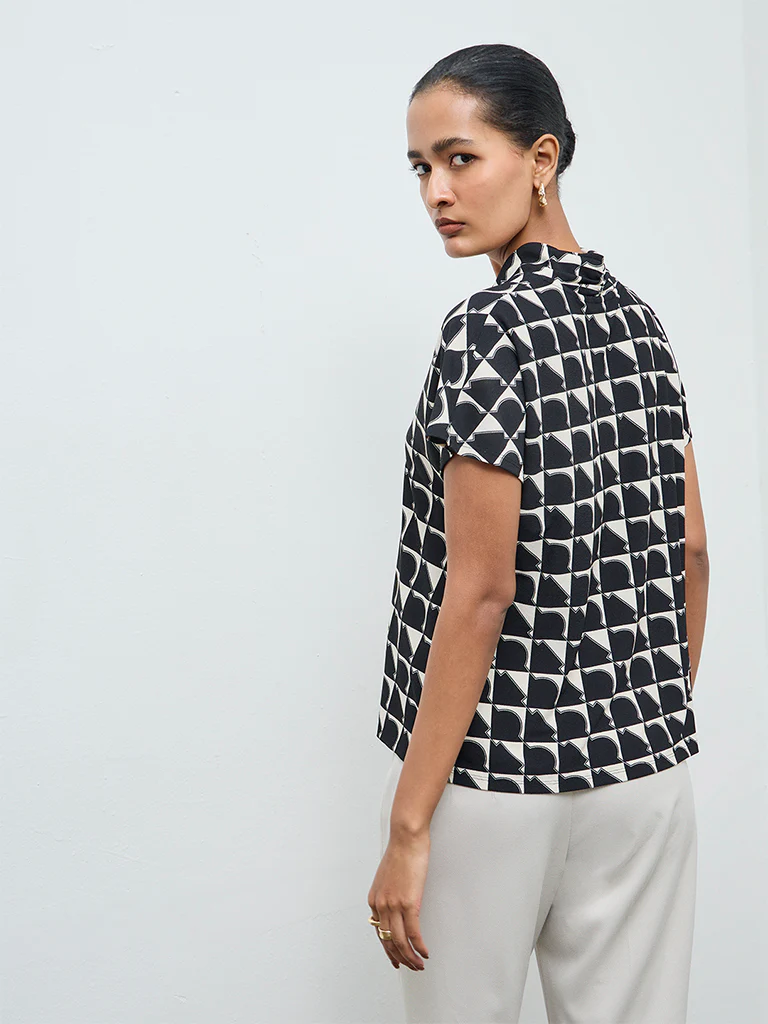 Wardrobe Black Printed Blouse - Image 4