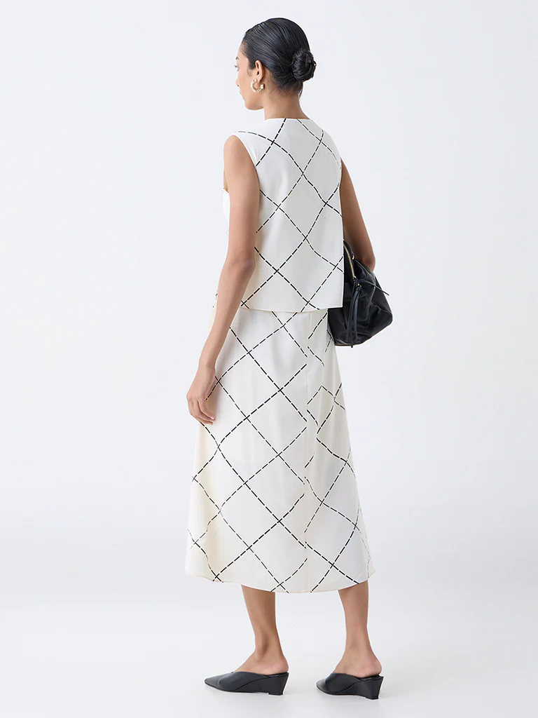 Wardrobe Off-White Geometric Printed A-Line Dress - Image 4
