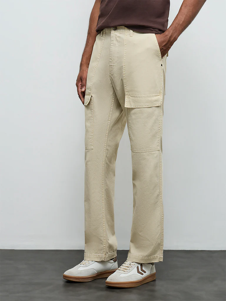 WES Casuals Beige Relaxed-Fit Mid-Rise Cotton-Blend Cargo Pants - Image 3