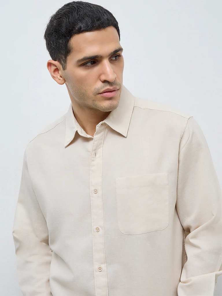 WES Casuals Beige Solid Relaxed-Fit Cotton-Blend Shirt - Image 4