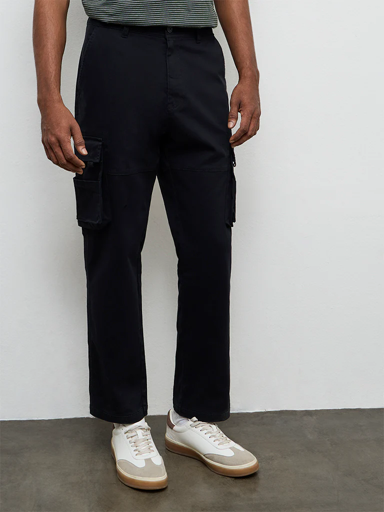 WES Casuals Black Relaxed-Fit Mid-Rise Cotton Cargo Pants - Image 3
