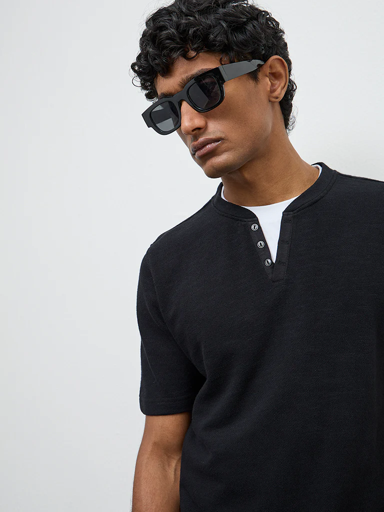 WES Casuals Black Solid Textured Relaxed-Fit Cotton T-Shirt - Image 4