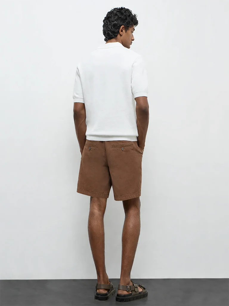 WES Casuals Brown Relaxed-Fit Mid-Rise Cotton-Blend Carpenter Shorts - Image 4