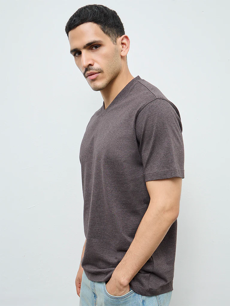 WES Casuals Brown Slim-Fit Cotton T-Shirt - Image 3