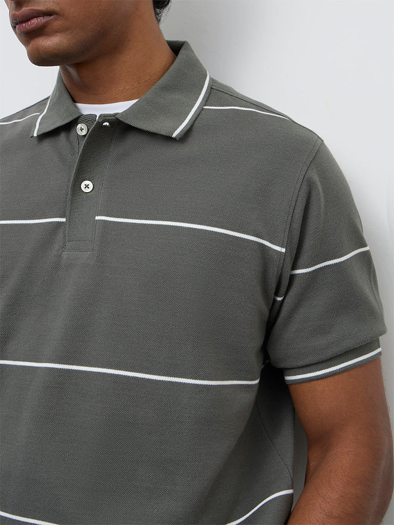 WES Casuals Dark Sage Relaxed-Fit Cotton Polo T-Shirt - Image 3