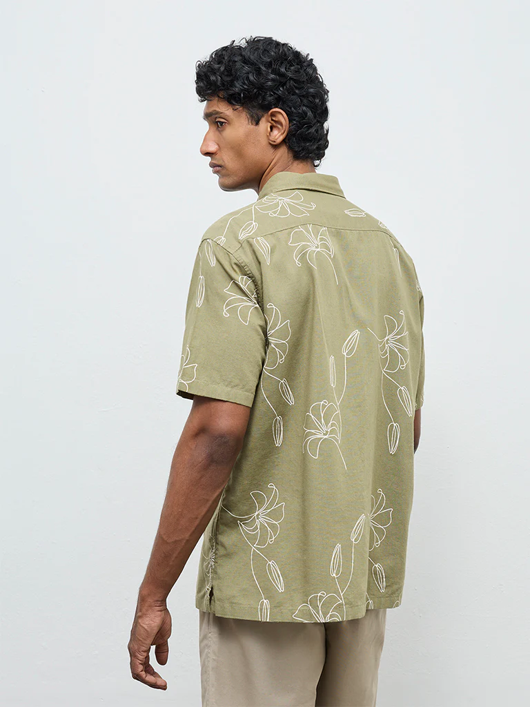 WES Casuals Green Printed Relaxed Fit Cotton-Blend Shirt - Image 4