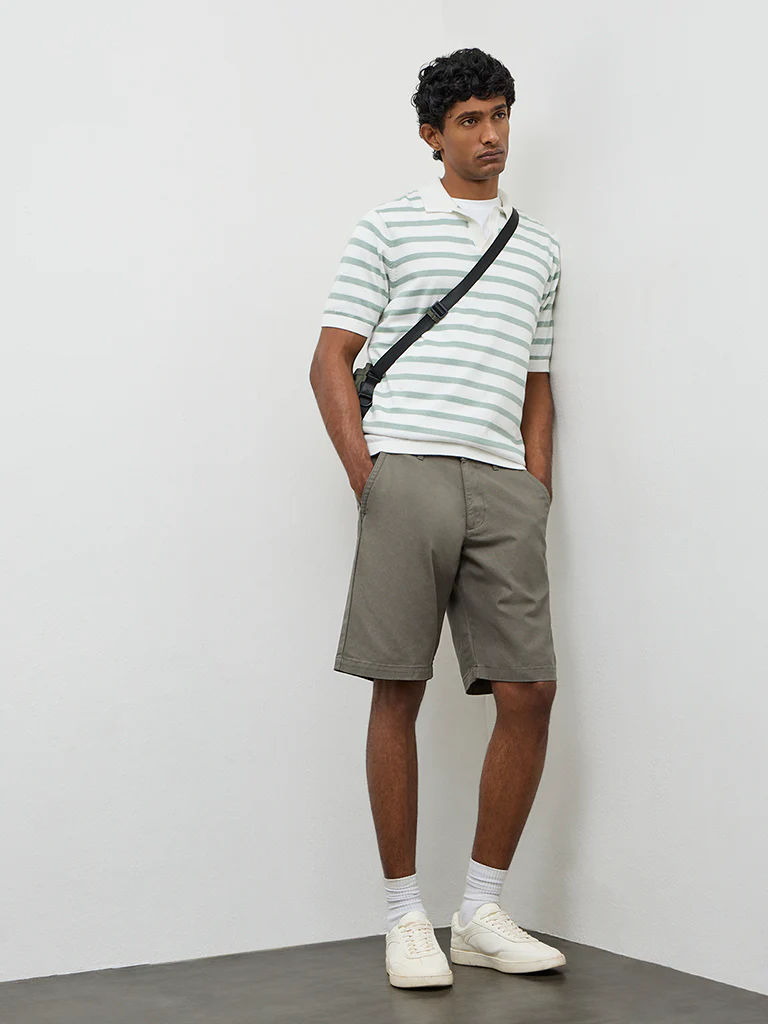 WES Casuals Green Relaxed-Fit Mid-Rise Canvas Carpenter Shorts