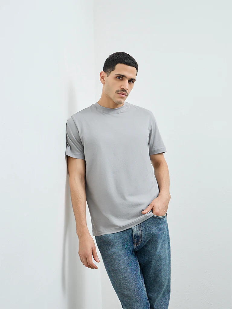 WES Casuals Grey Solid Slim-Fit Cotton T-Shirt