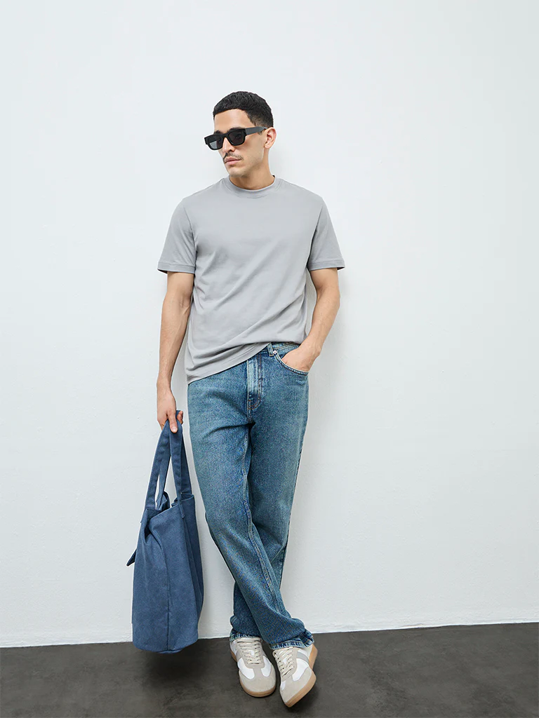 WES Casuals Grey Solid Slim-Fit Cotton T-Shirt - Image 3