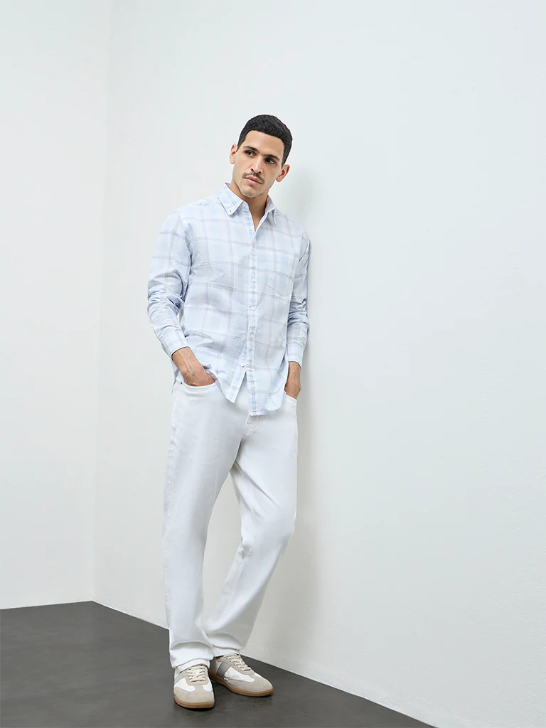 WES Casuals Light Blue Relaxed-Fit Cotton-Blend Shirt - Image 2