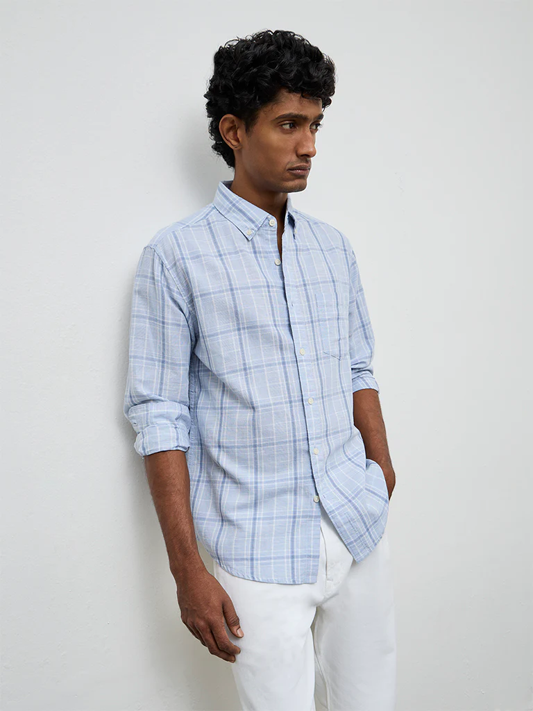 WES Casuals Light Blue Relaxed-Fit Cotton-Blend Shirt - Image 2