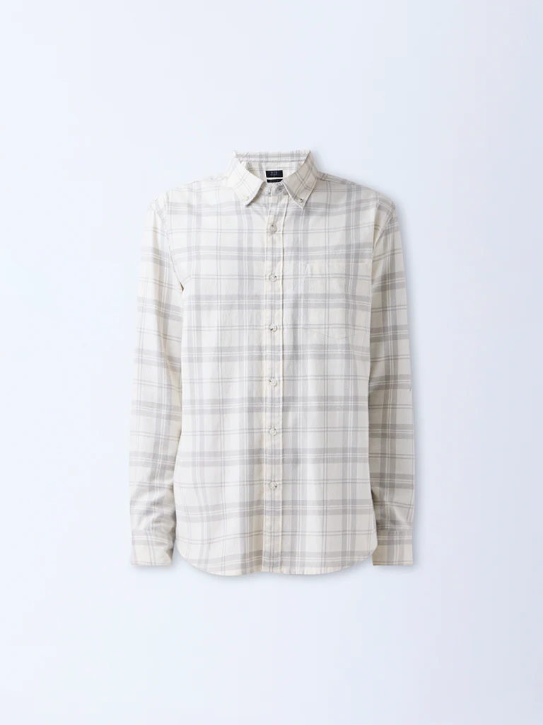 WES Casuals Off-White Checkered Relaxed-Fit Cotton-Blend Shirt - Image 5