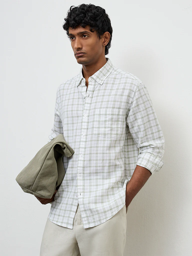 WES Casuals Off-White Checks-Pattern Relaxed-Fit Cotton-Blend Shirt - Image 2