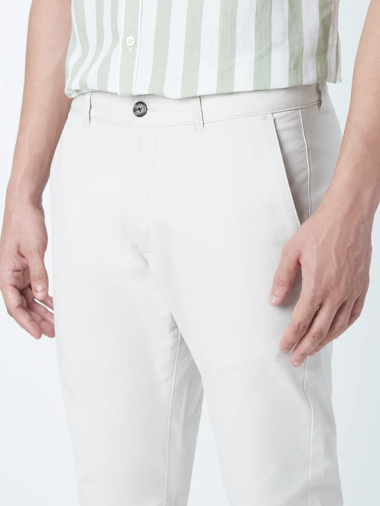 WES Casuals Off-White Cotton-Blend Slim-Fit Mid-Rise Chinos - Image 3