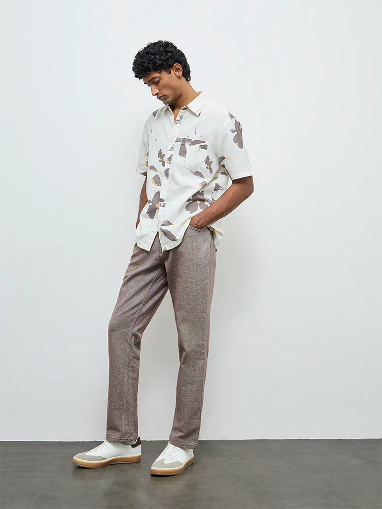 WES Casuals Off-White Printed Relaxed Fit Cotton-Blend Shirt - Image 2