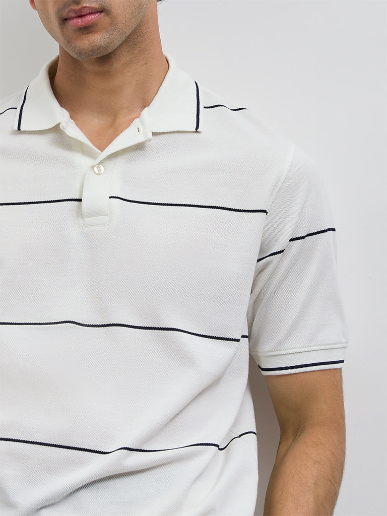 WES Casuals Off-White Relaxed-Fit Cotton Polo T-Shirt - Image 3