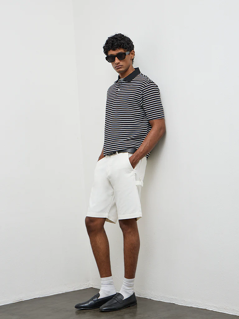 WES Casuals Off-White Relaxed-Fit Mid-Rise Canvas Carpenter Shorts