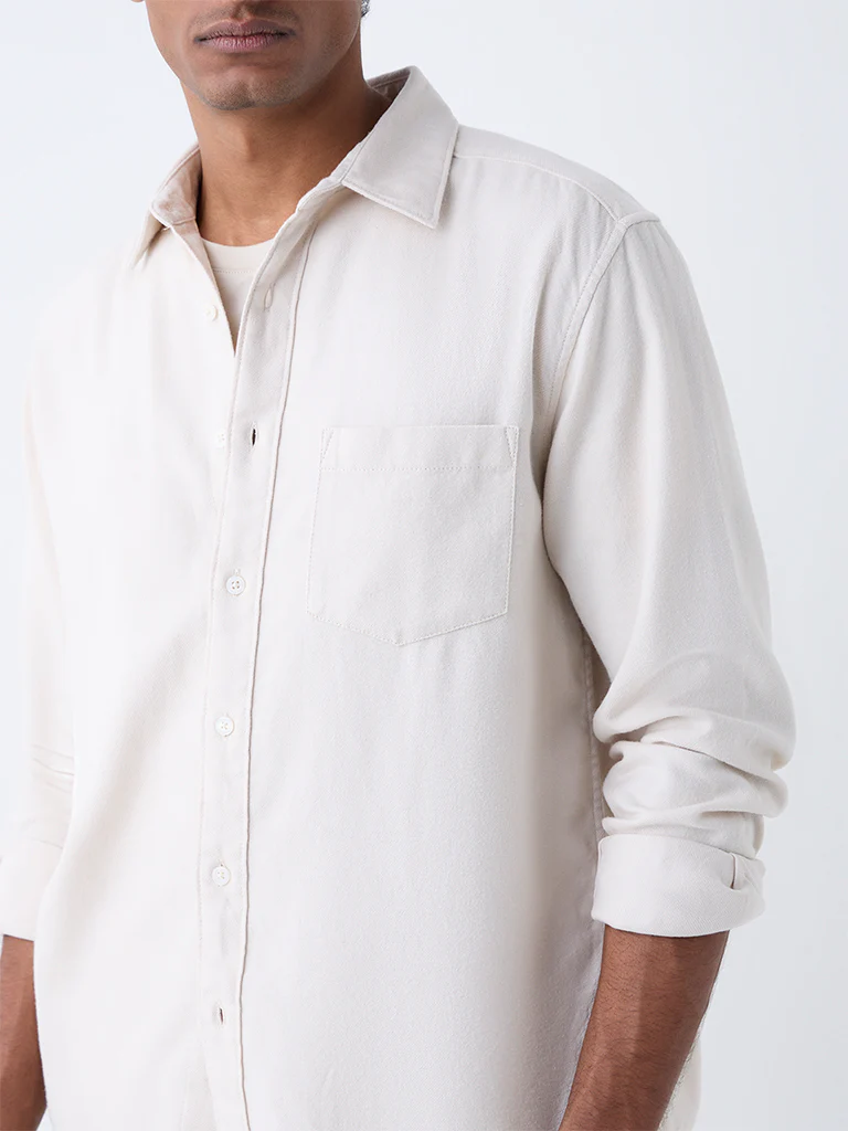 WES Casuals Off-White Solid Relaxed-Fit Cotton Shirt - Image 4
