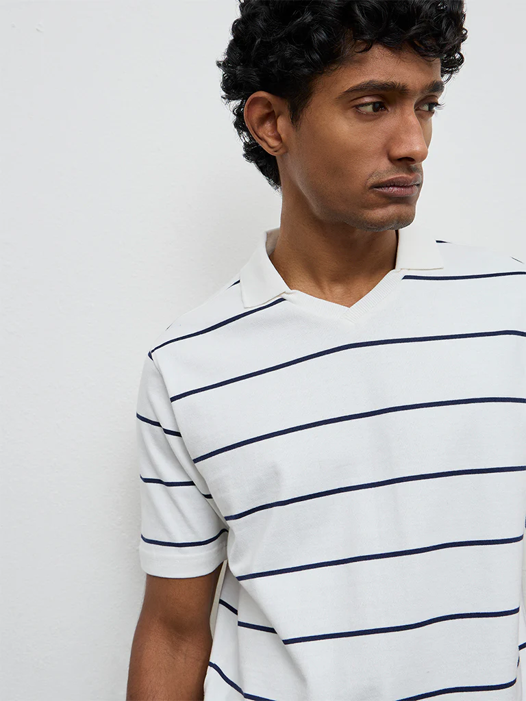WES Casuals Off-White Striped Relaxed Fit T-Shirt - Image 3