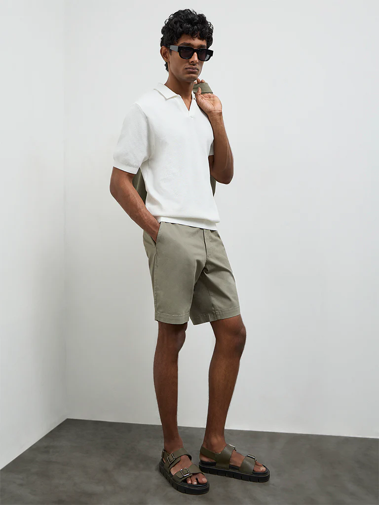 WES Casuals Olive Relaxed-Fit Mid-Rise Cotton-Blend Shorts