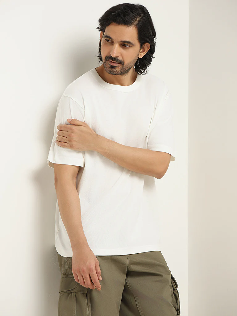 WES Casuals Plain White Cotton T-Shirt - Image 4