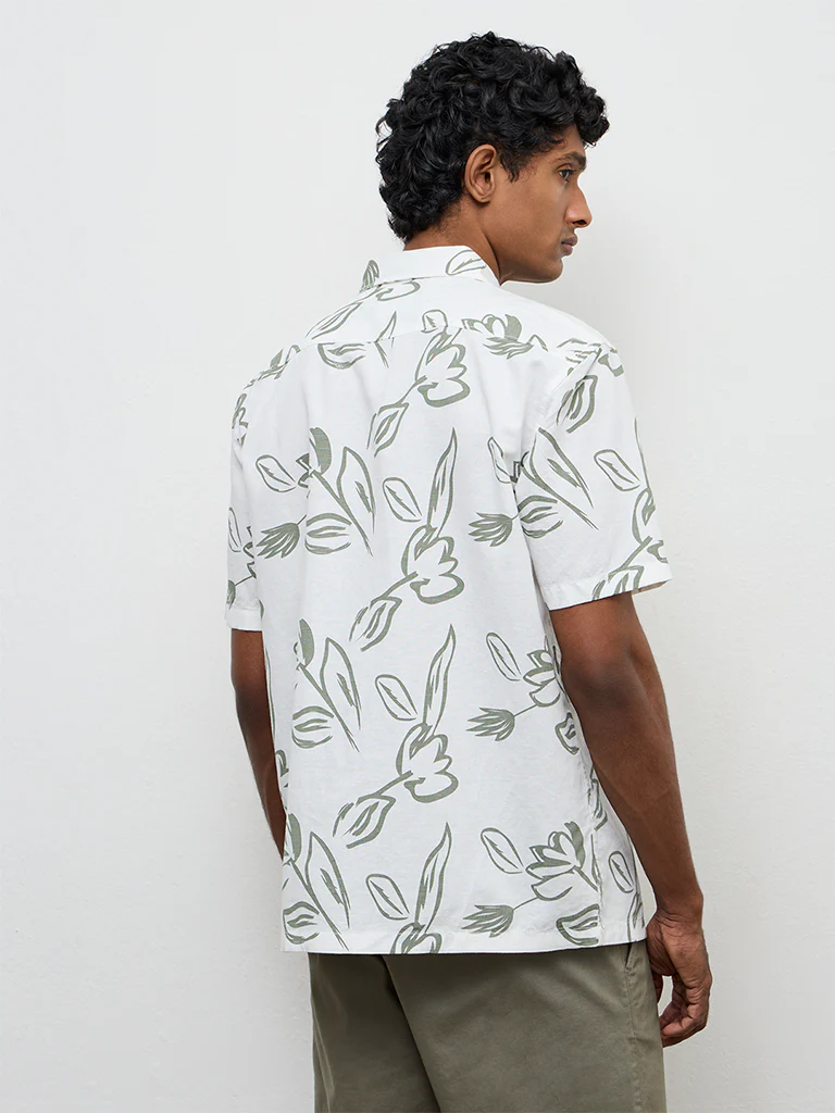 WES Casuals White Printed Relaxed-Fit Cotton-Blend Shirt - Image 4
