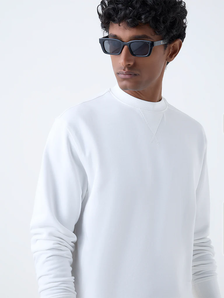 WES Casuals White Relaxed-Fit Cotton-Blend Sweatshirt - Image 4