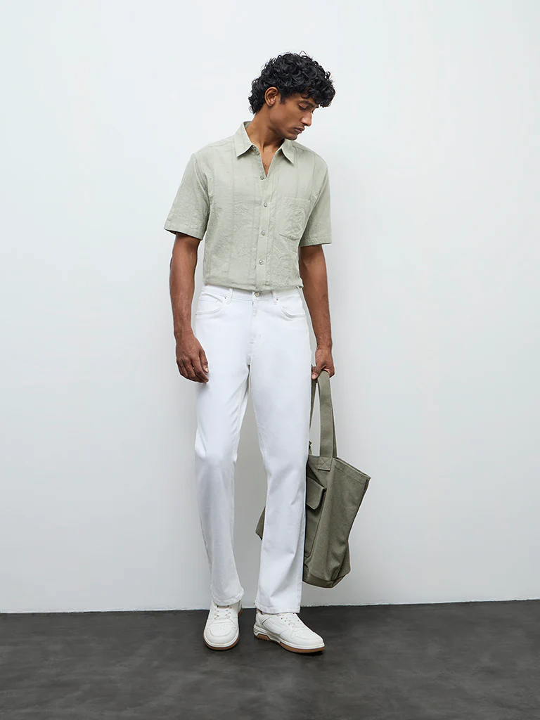 WES Casuals White Relaxed Fit Mid-Rise Jeans