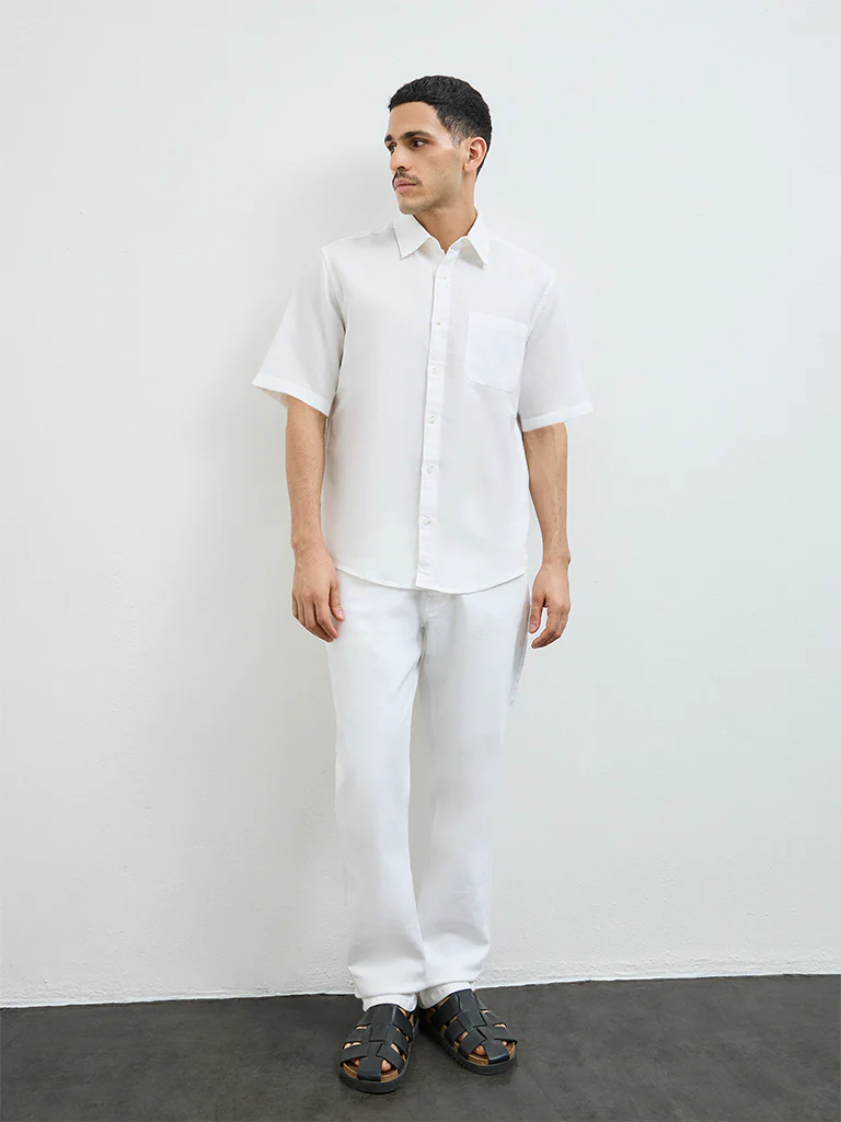 WES Casuals White Solid Relaxed-Fit Linen-Blend Shirt - Image 3