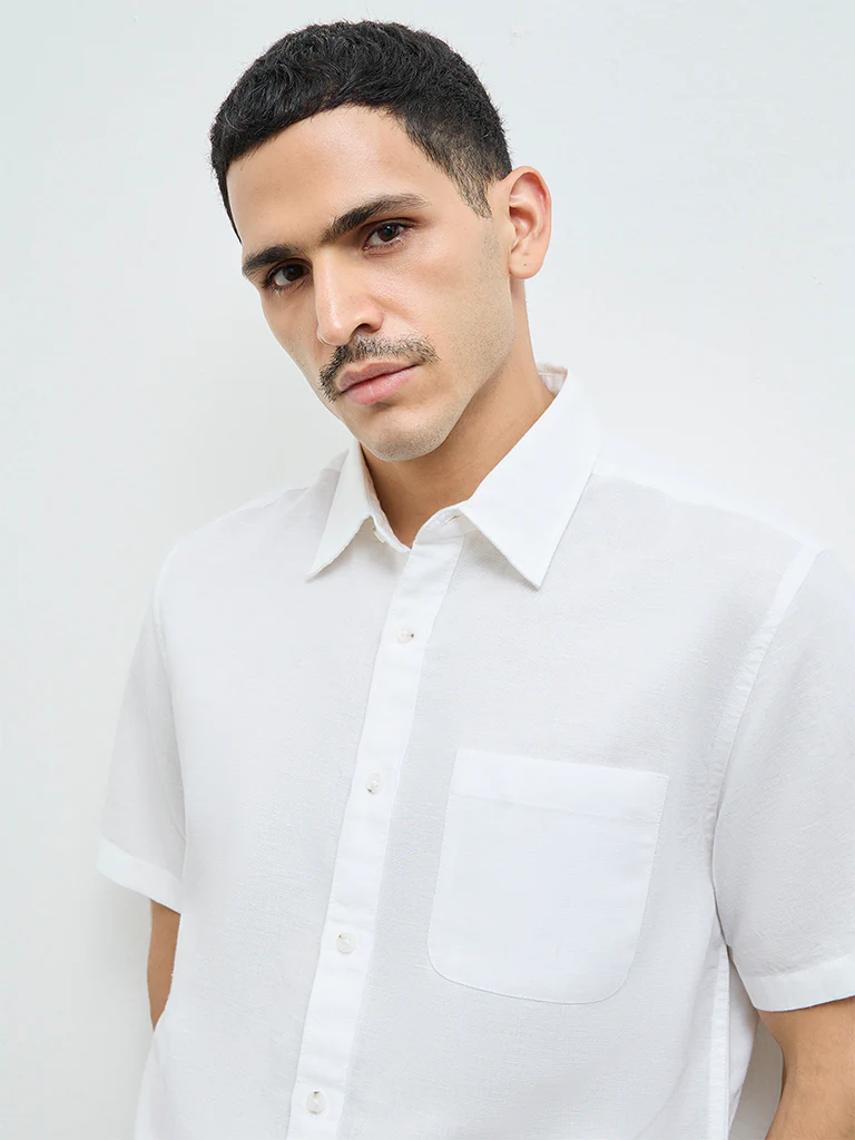 WES Casuals White Solid Relaxed-Fit Linen-Blend Shirt - Image 4