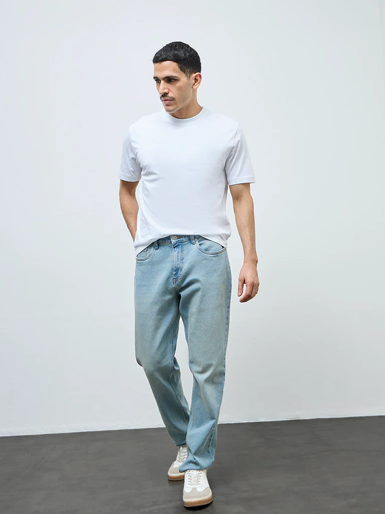 WES Casuals White Solid Slim-Fit Cotton T-Shirt - Image 3