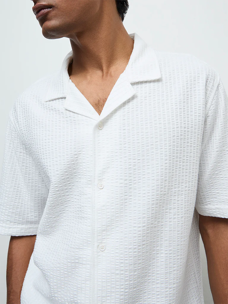 WES Casuals White Textured Relaxed Fit Cotton-Blend Shirt - Image 3