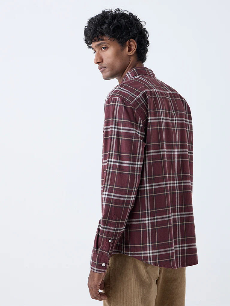 WES Casuals Wine Checkered Relaxed-Fit Cotton Shirt - Image 4