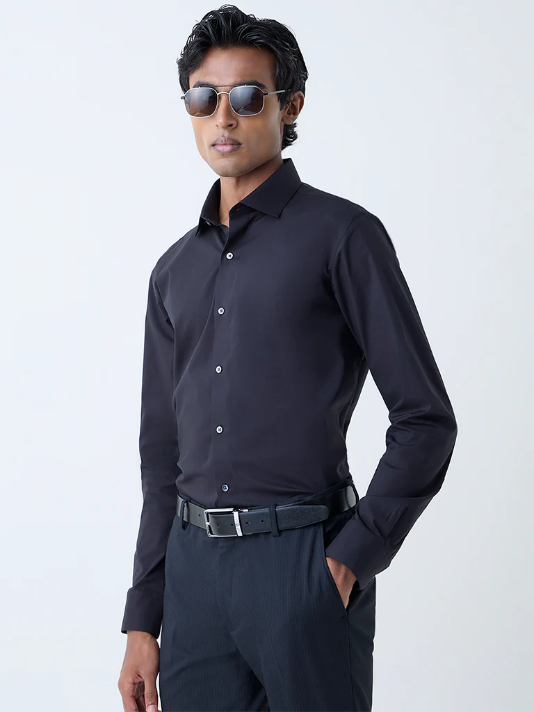 WES Formals Black Solid Ultra-Slim Fit Cotton-Blend Shirt